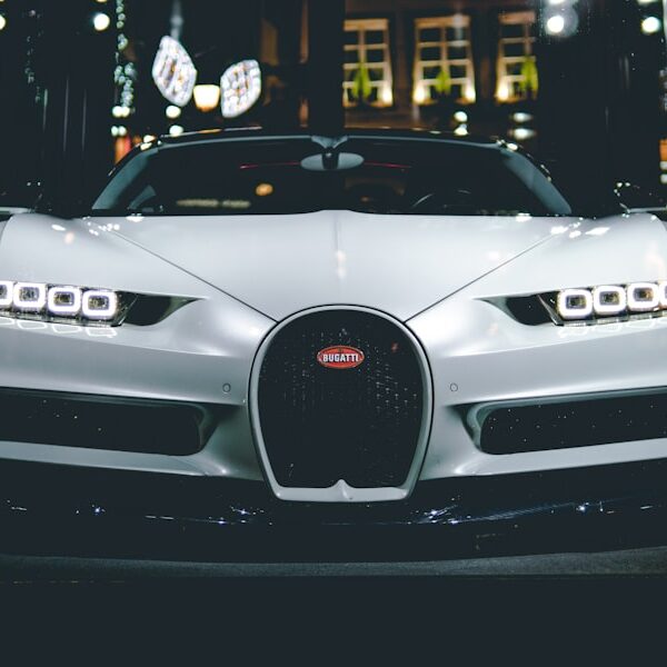 Bianco Cristal (White Marble)